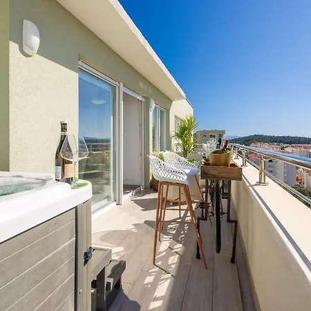 Lägenhet Luxury Penthouse With Jacuzzi, Panoramic View *