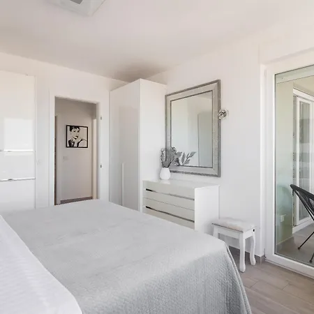 Luxury Penthouse With Jacuzzi, Panoramic View *