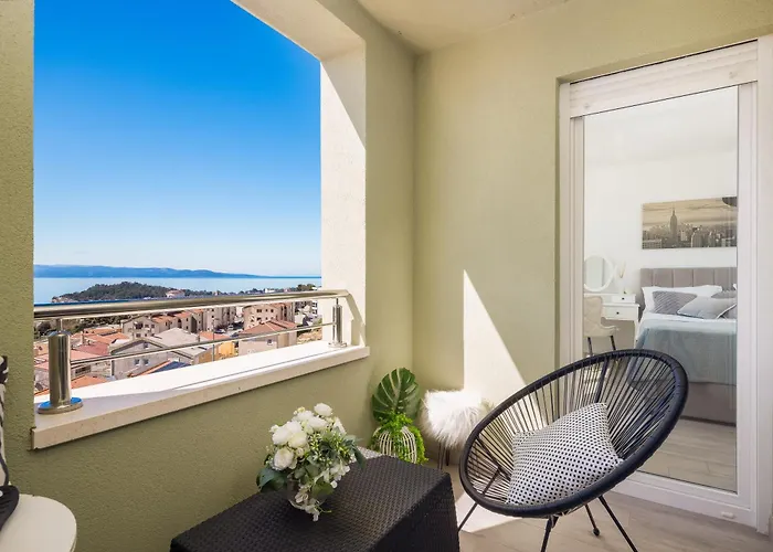 Daire Luxury Penthouse With Jacuzzi, Panoramic View Makarska