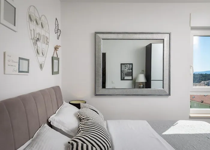 דירה Luxury Penthouse With Jacuzzi, Panoramic View