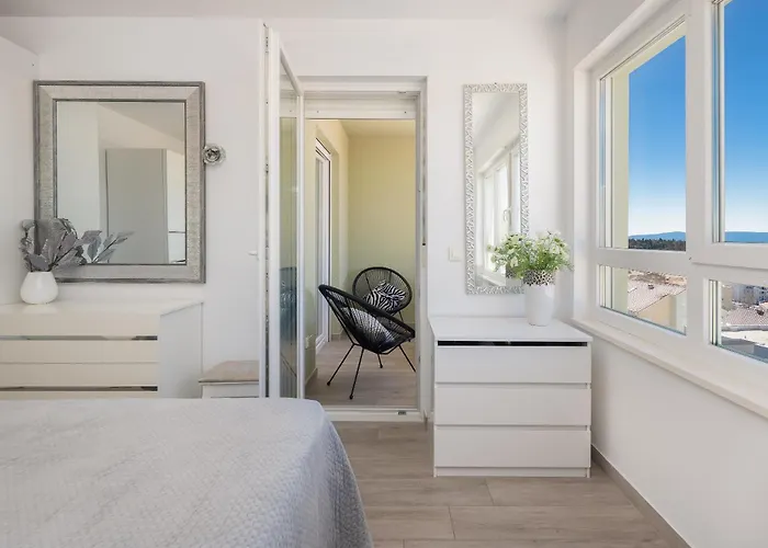 Daire Luxury Penthouse With Jacuzzi, Panoramic View Makarska