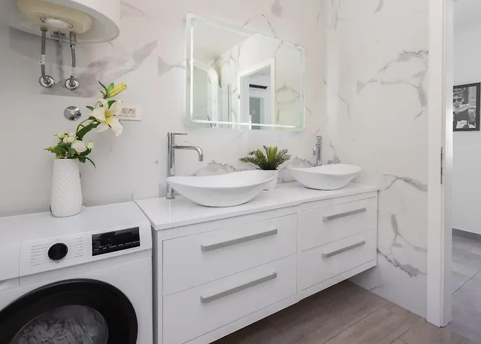 Luxury Penthouse With Jacuzzi, Panoramic View