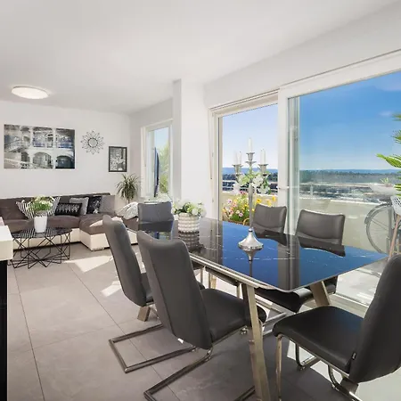 Apartmán Luxury Penthouse With Jacuzzi, Panoramic View