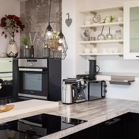 Luxury Penthouse With Jacuzzi, Panoramic View Makarská