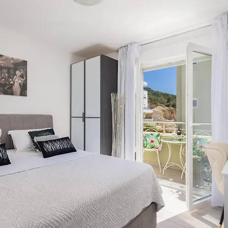 Apartmán Luxury Penthouse With Jacuzzi, Panoramic View *