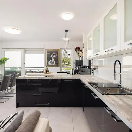 Luxury Penthouse With Jacuzzi, Panoramic View *